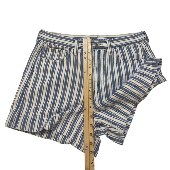 American Eagle Mom Shorts Womens Size 6 Blue Stripe Denim High Waist Hipster - Picture 8 of 8